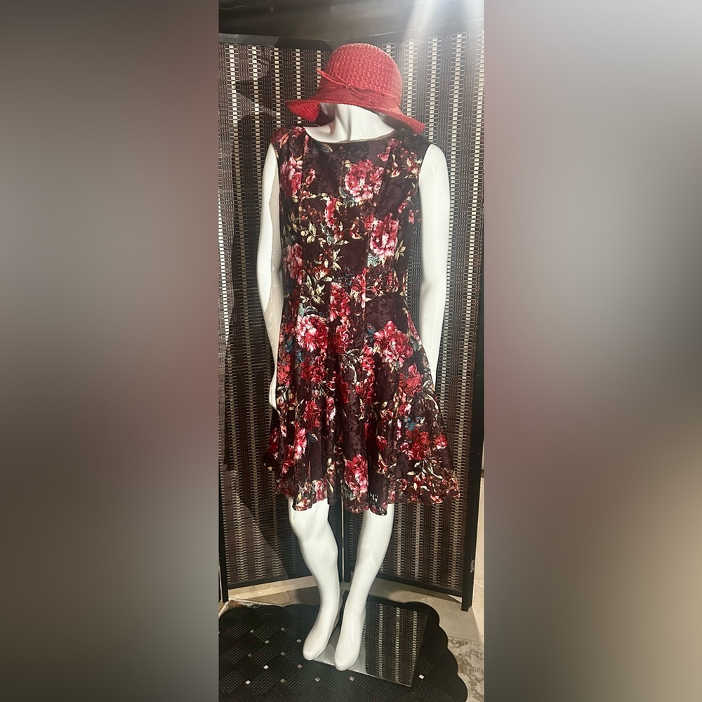 Chic Floral Sleeveless Prom Dress